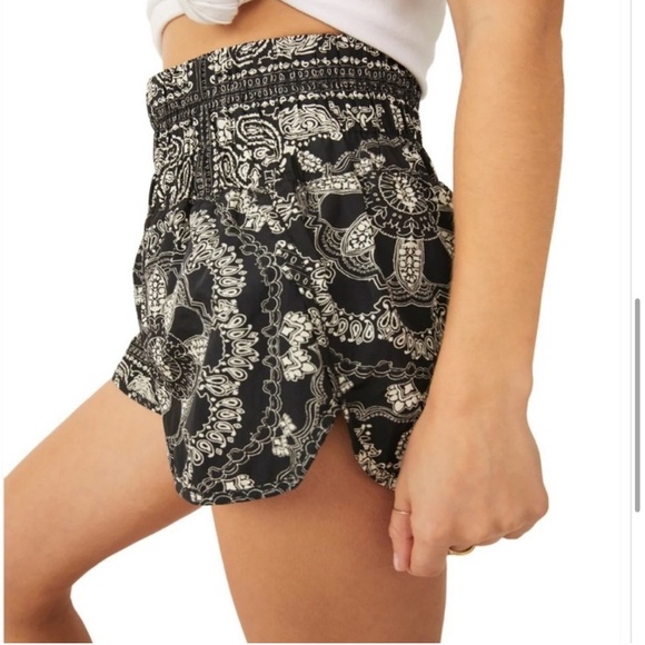 Free People Movement The Way Home Short Bandana Print Black and White (Small) - Picture 3 of 5